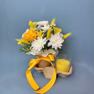 Сет "Солнечный". Набор стаканчики с цветами и аромасвечой 70337