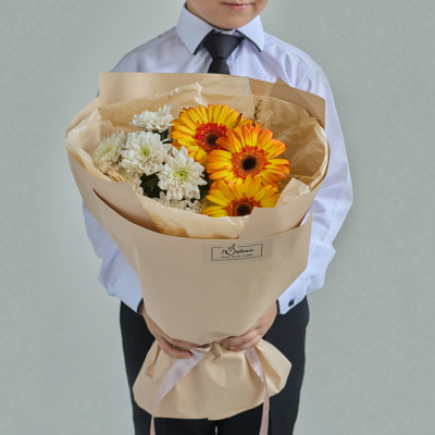 Школьный букет из гербер и хризантем N 84338