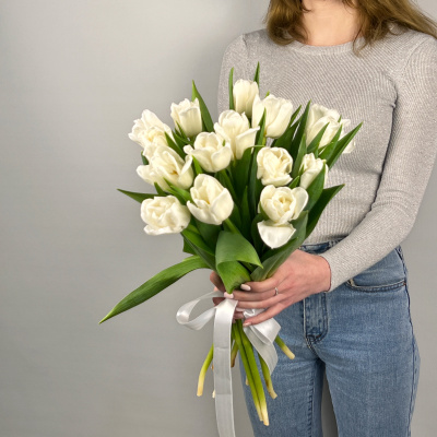 Букет из 15 пионовидных тюльпанов Белые 46325