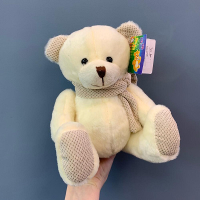 Игрушка Мишка плюшевый с шарфиком 18 см. средний N 84073
