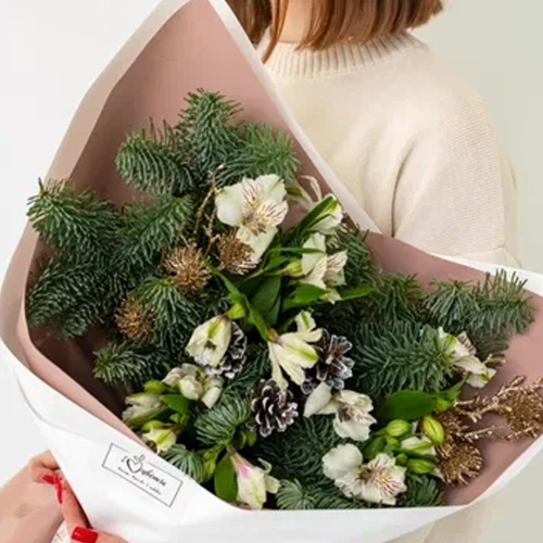 Букет из нобилиса и альстромерии "Первый снег" N 90873